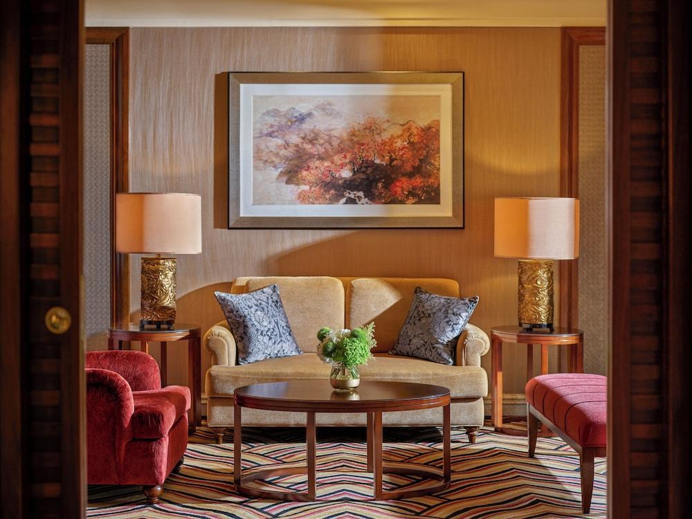 Imperial Springs Room Type - Chalet Suite A (Twin Bed) (Private living room, Bedroom, and Terrace)