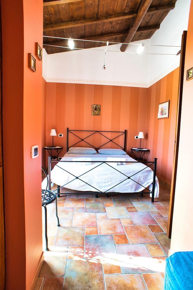 B&B Casale Ansamagi Relax & Pool - Tap to explore photos