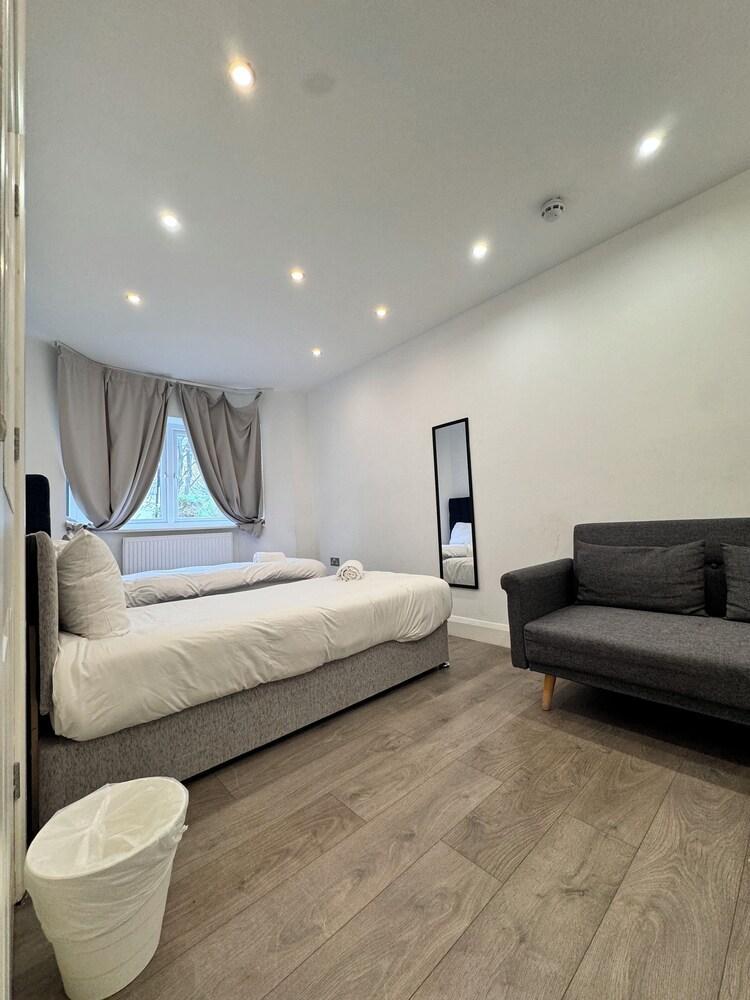 The Hatton Rooms Room Type - Comfort Double or Twin Room (Room 1)