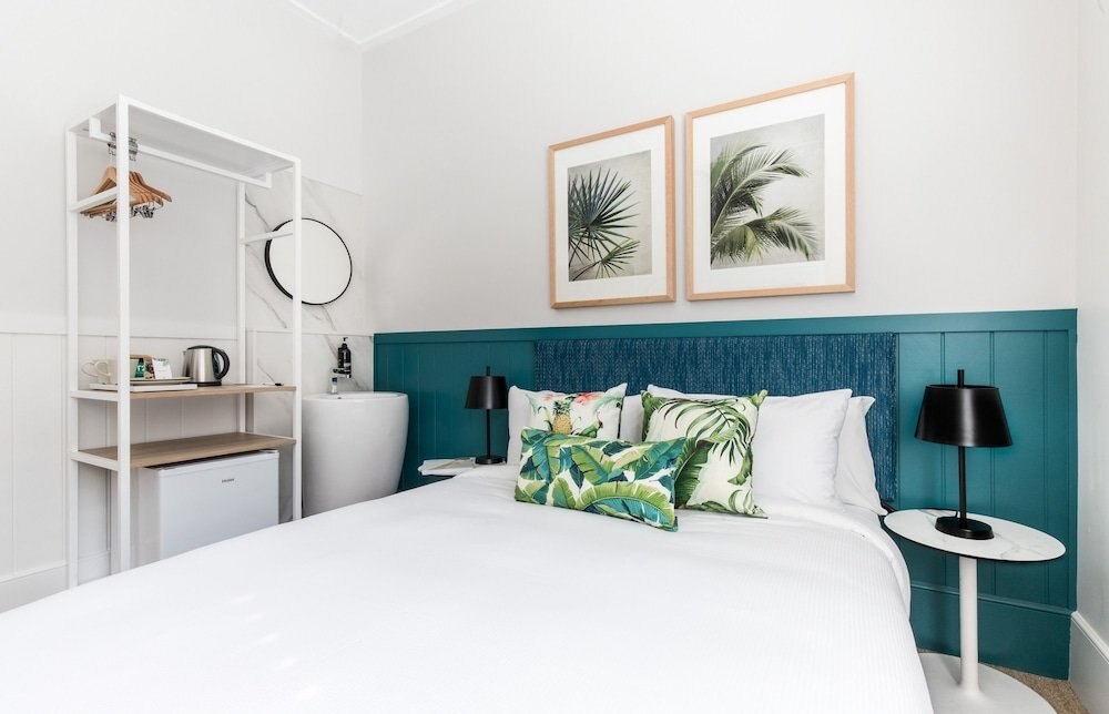 The Baxley Bondi Room Type - Queen Room (Shared Bathroom)