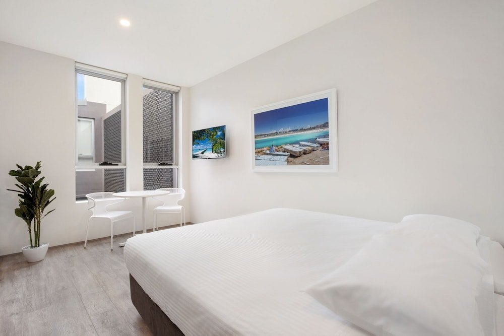 Bondi Beach Studios Room Type - Studio Suite (3)