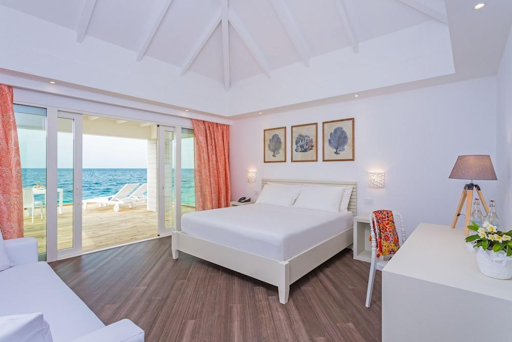 Sandies Bathala Maldives Room Type - Over Water Villa