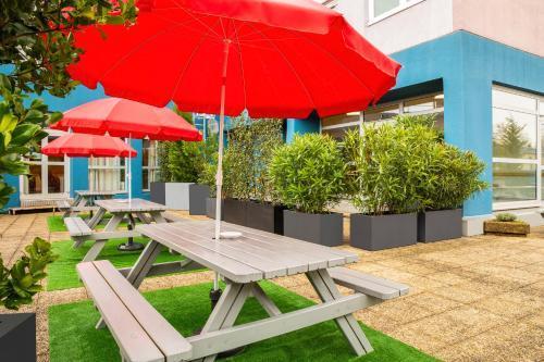 ibis budget Paris Aubervilliers - Tap to explore photos