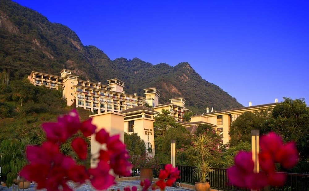 Pattra Resort Hotel - Tap to explore photos