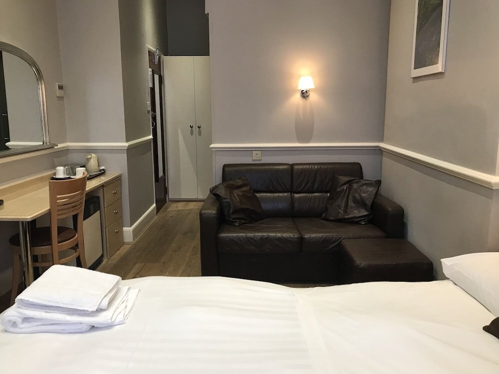 Rhodes Hotel Room Type - Deluxe Double Room
