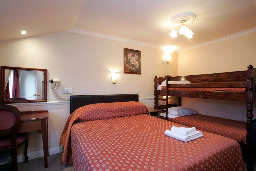 Rhodes Hotel Room Type - Standard Quadruple Room Rhodes Hotel Room Type - Standard Quadruple Room