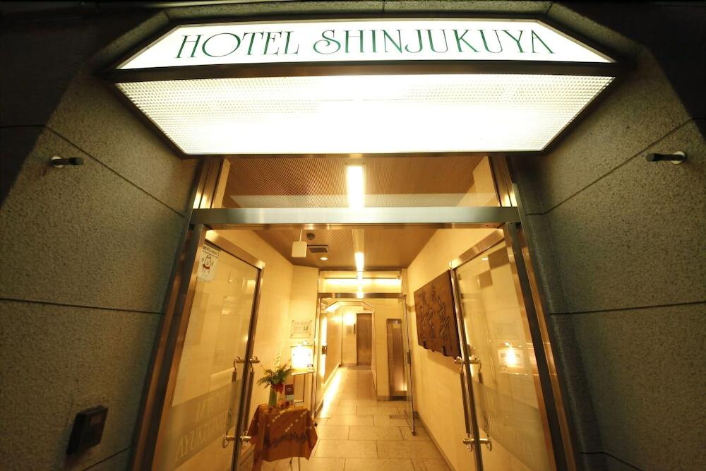 Hotel Shinjukuya - Tap to explore photos