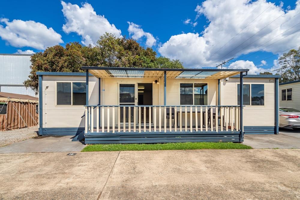Ingenia Holidays Nepean River Room Type - Standard Three Bedroom Cabin