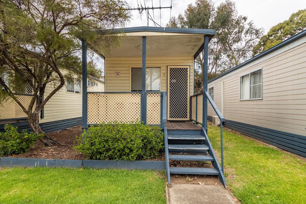 Ingenia Holidays Nepean River Room Type - 1 Bedroom Standard Cabin