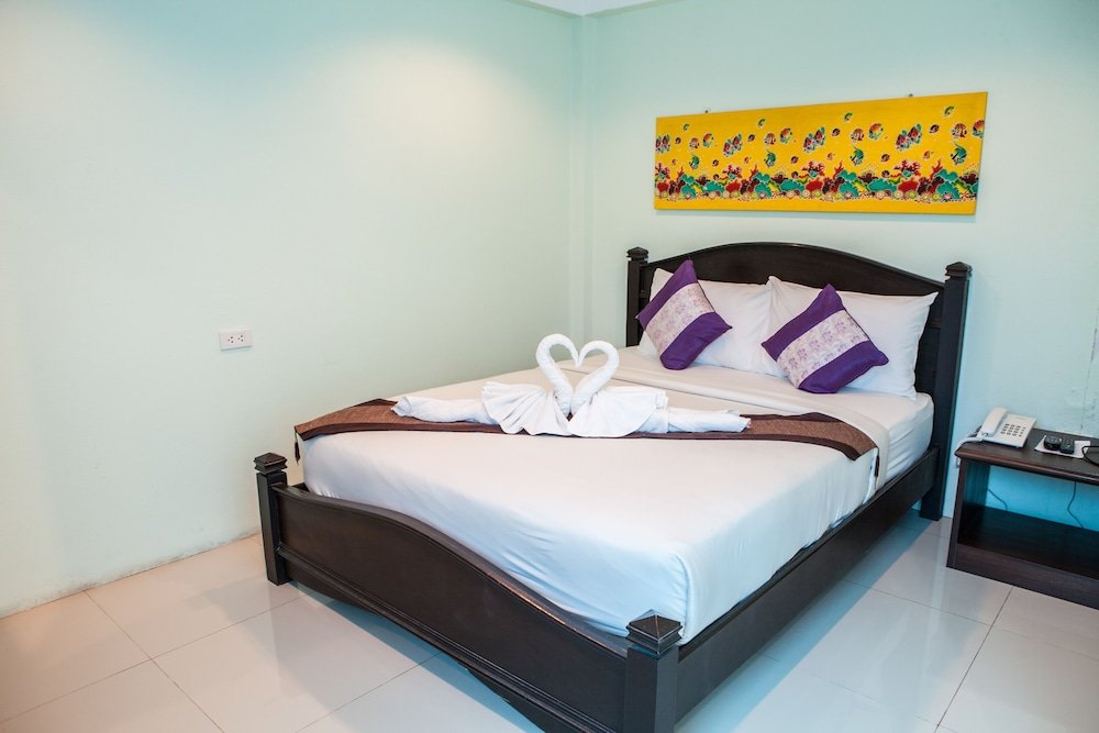 Fahsai Bay Villa Room Type - Standard Double or Twin Room