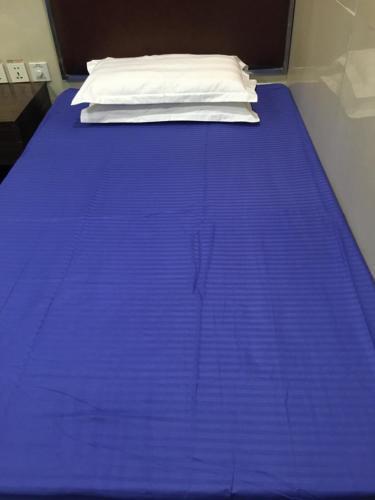 香港共居空间,九龙青年公寓 Room Type - Bunk Bed in Mixed Dormitory Room