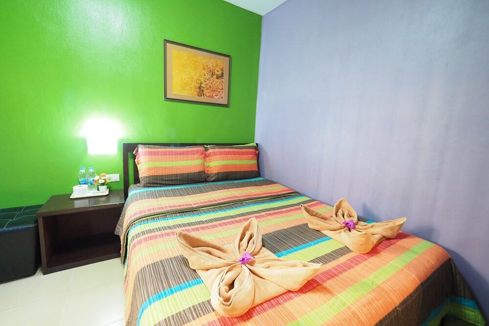 Popeye Guesthouse Room Type - Standard Air Condition Room