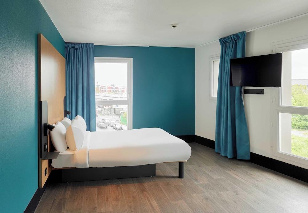 B&B HOTEL Paris Romainville Noisy-le-Sec Room Type - Double Room, Accessible, Non Smoking