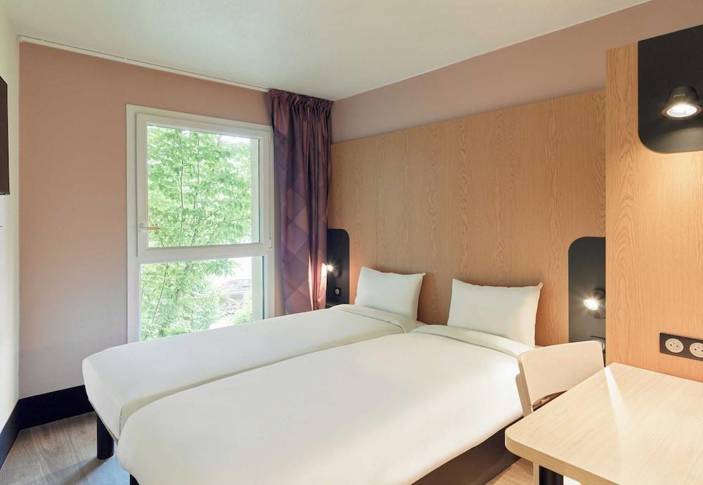 B&B HOTEL Paris Romainville Noisy-le-Sec Room Type - Twin Room, Non Smoking