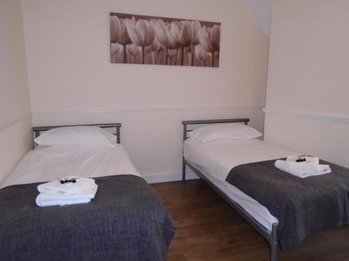 The Swan Inn Room Type - Standard Twin Room, Shared Bathroom