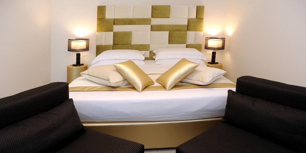 Agriturismo Borgo Imperiale Room Type - Double Room (Gardenia)