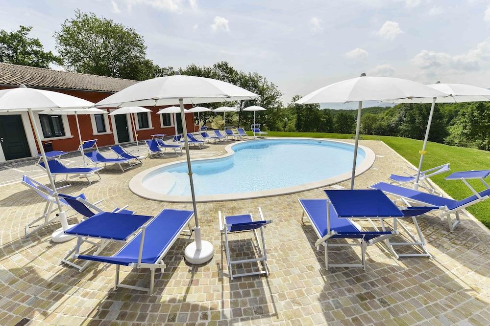 Agriturismo Borgo Imperiale - Tap to explore photos
