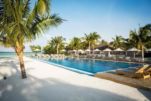 Robinson Noonu Maldives - Tap to explore photos