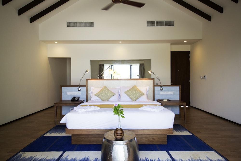 Robinson Noonu Maldives Room Type - Villa, Private Pool (Beach) Robinson Noonu Maldives Room Type - Villa, Private Pool (Beach)