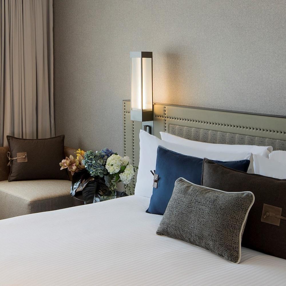 The William Inglis Hotel - MGallery Hotel Collection - Tap to explore photos