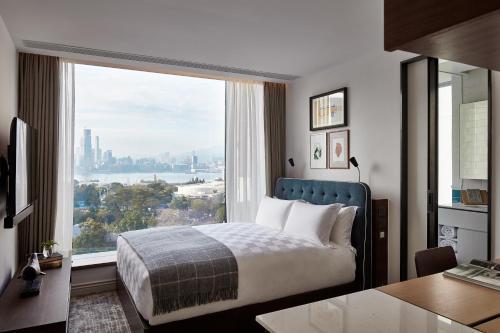 Little Tai Hang Room Type -  Corner Studio with Harbor View