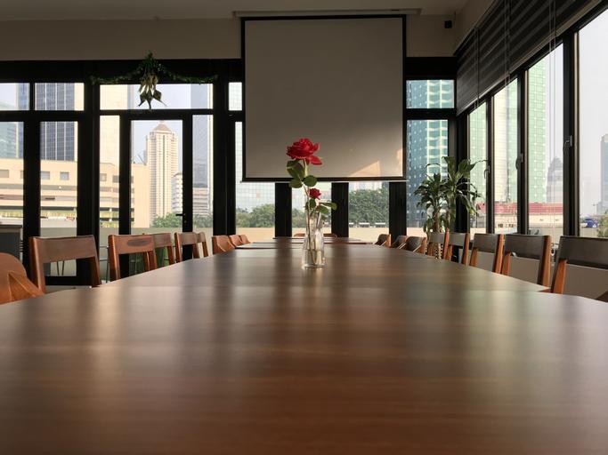 Eightin Hotel Sudirman Jakarta