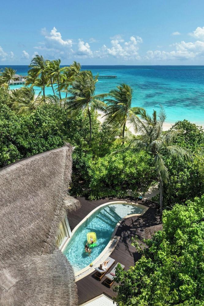 JW Marriott Maldives Resort & Spa - Tap to explore photos