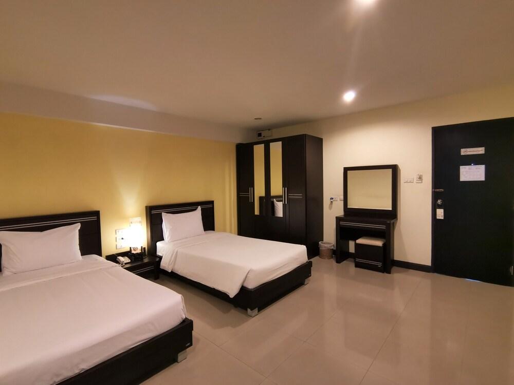 Phupara Place Room Type - Standard Twin Room