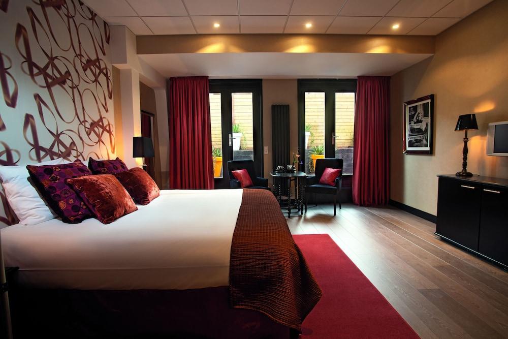 Hotel Sebastian's Room Type - Luxury Triple Room, 1 Bedroom, Non Smoking, Courtyard Area (Large)