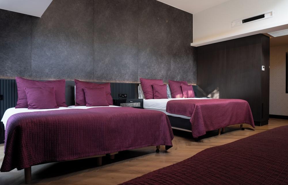 Hotel Sebastian's Room Type - Family Room, 1 Bedroom, Non Smoking, Garden View