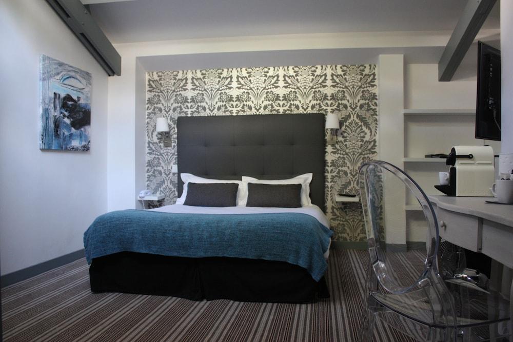 Hôtel le Dauphin Room Type - Deluxe Room (Premium)