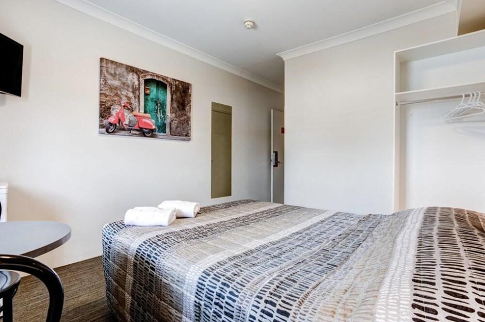 Arena Hotel Room Type - Accessible Room