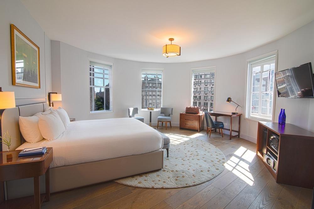 Hotel Belleclaire Room Type - Room, 1 King Bed (Broadway View)