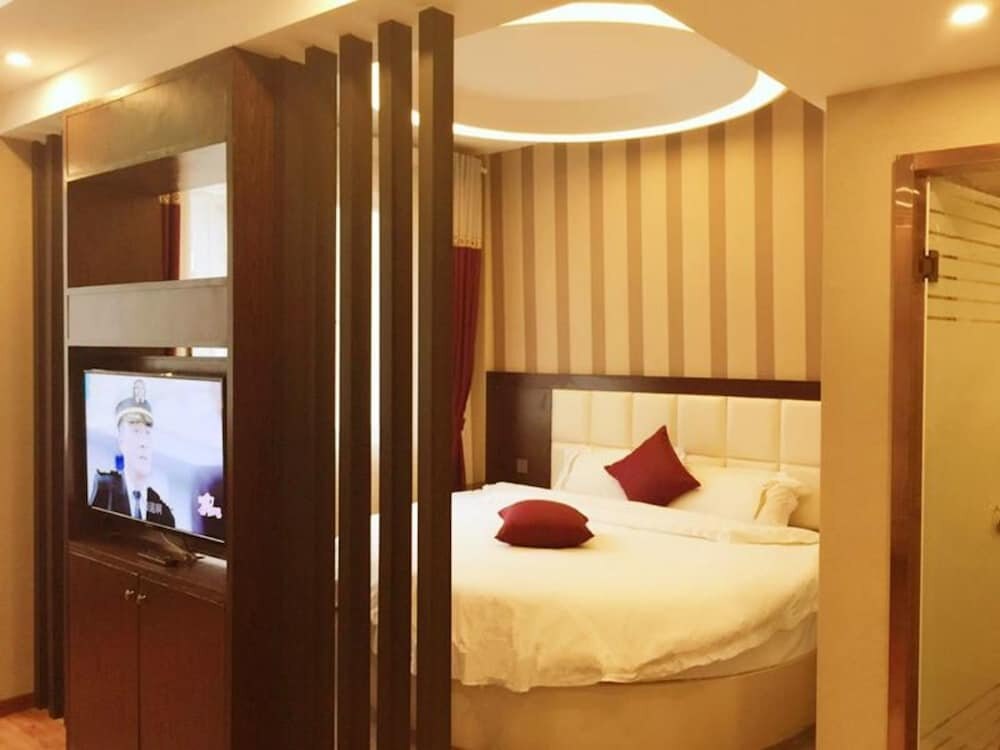 Zhu Ying Art Hotel - Tap to explore photos