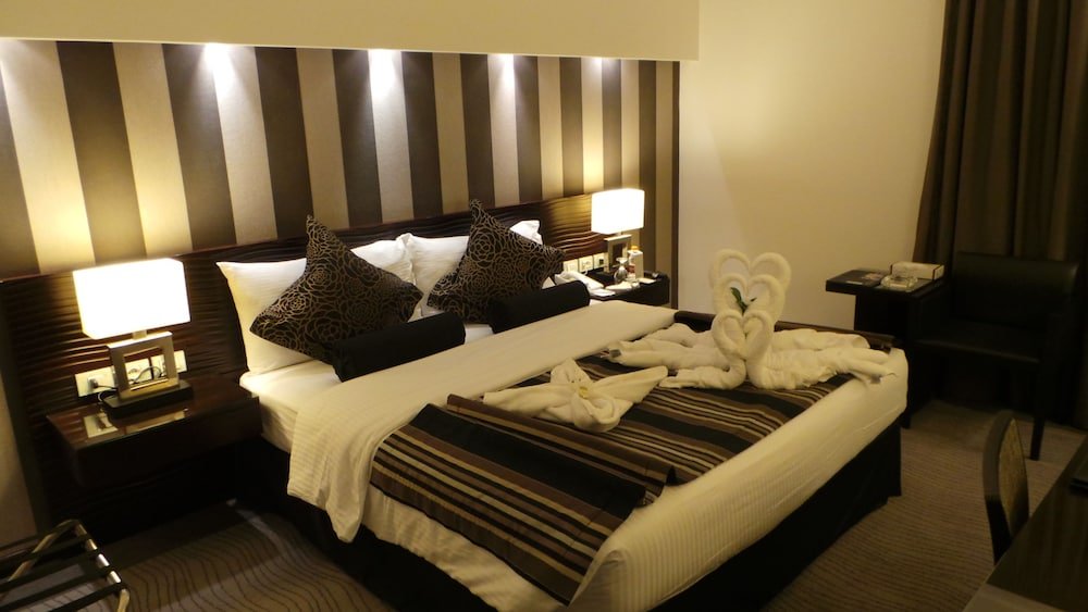 Amman Airport Hotel Room Type - Deluxe Suite
