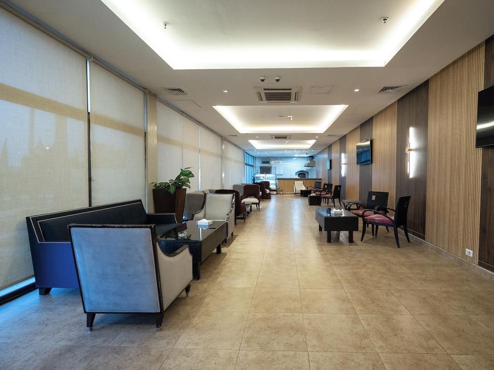 Amman Airport Hotel
