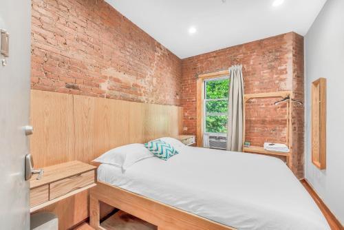 Morris Guest House Room Type - Deluxe Double Room with Shared Bathroom - Non-Smoking