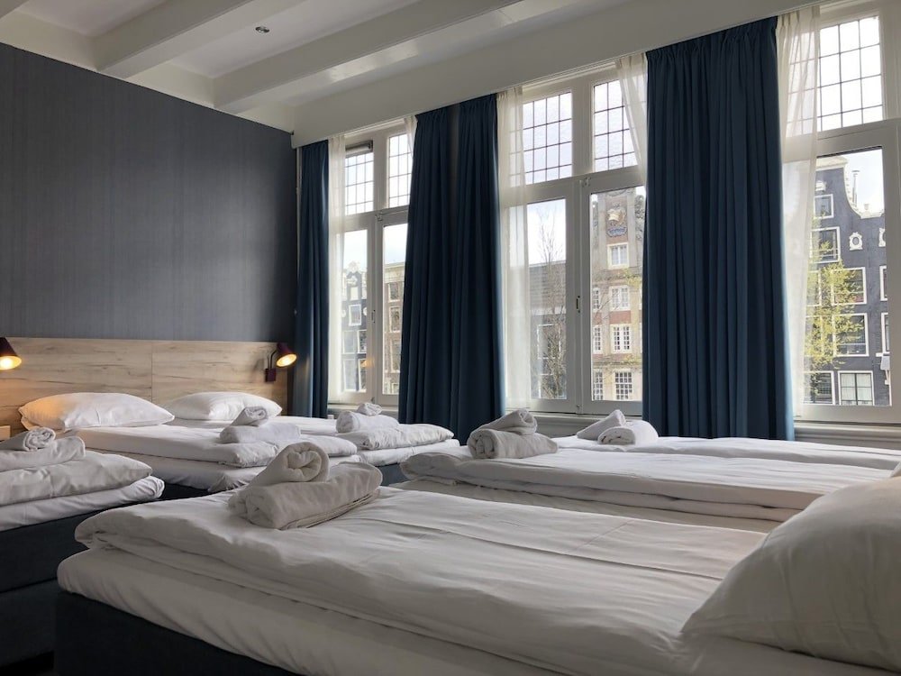 Facade Hotel Amsterdam Room Type - Quadruple Room