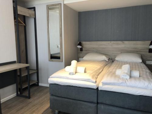 Facade Hotel Amsterdam Room Type - Twin Room (1-2 Adults)