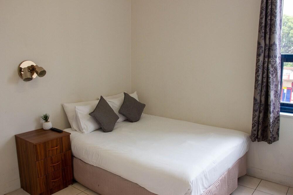 Wiley Park Hotel Room Type - Quadruple Room, 1 Bedroom, Ensuite