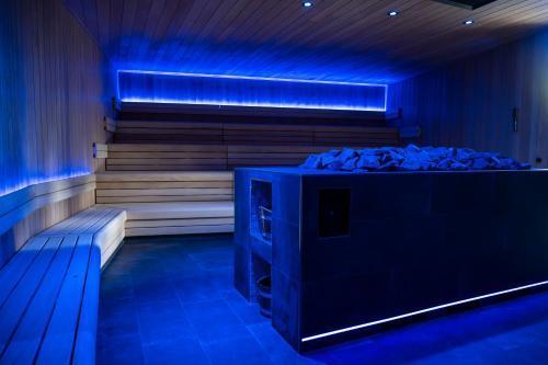 Spa Sport Hotel Zuiver - Tap to explore photos