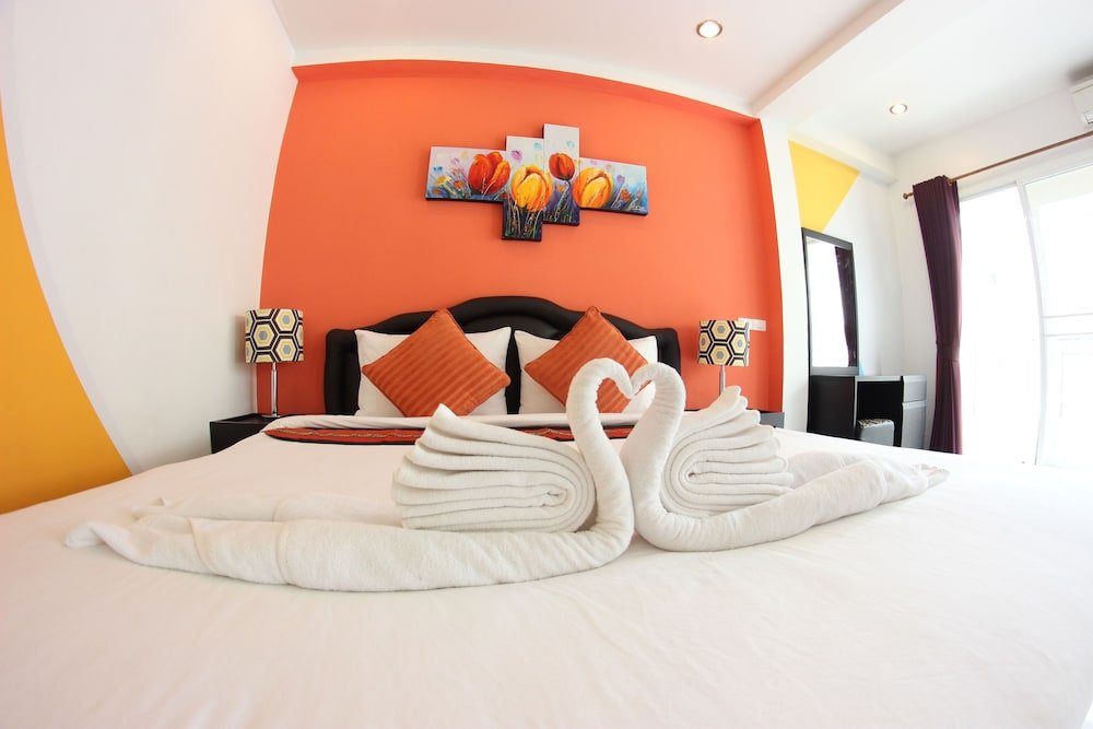 Tulip Inn Room Type - King Suite with Balcony