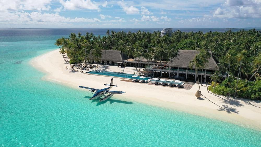 Velaa Private Island - Tap to explore photos