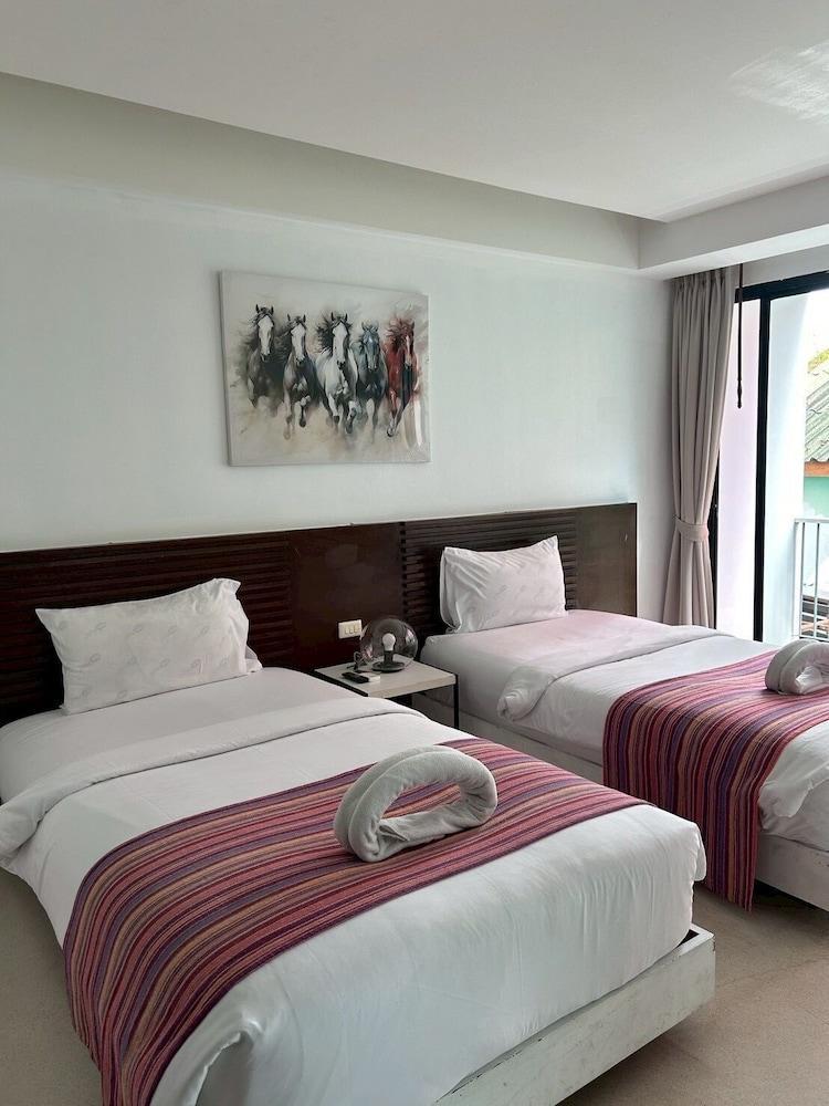 Coco Boutique Hotel - Tap to explore photos