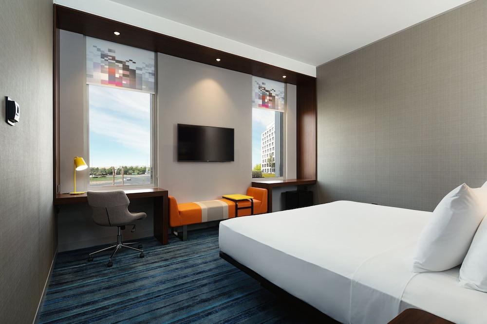 Aloft by Marriott Dubai South Room Type - Room, 1 King Bed (Free bus to Expo Metro & DWC Airport)