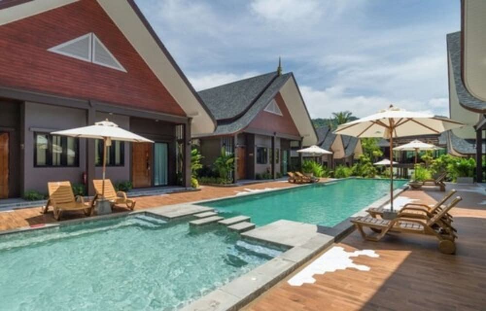 The Scene Cliff View Room Type - One Bedroom Pool Access The Scene Cliff View Room Type - One Bedroom Pool Access