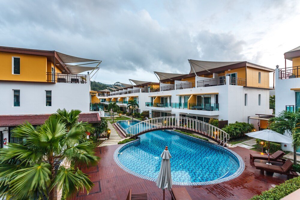 AP Grand Residence by Lofty