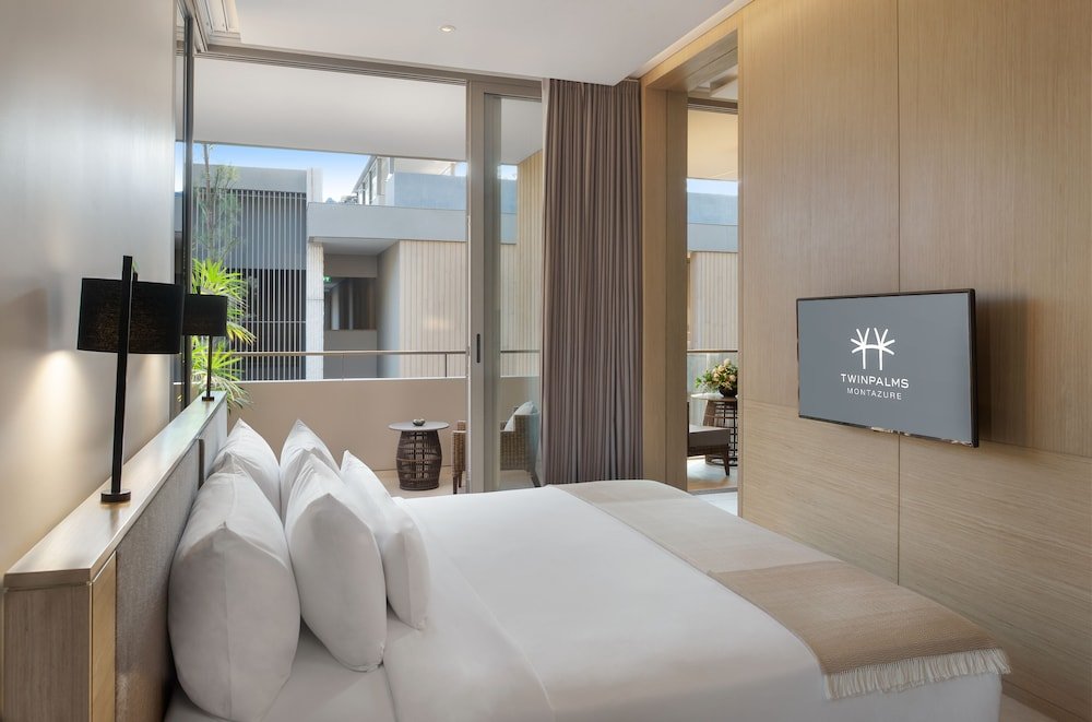 Twinpalms MontAzure Phuket Room Type - Azure Suite