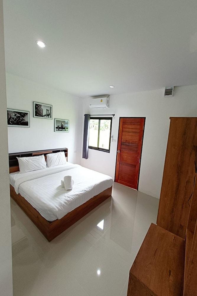 Malinee Resort Room Type - Standard Room
