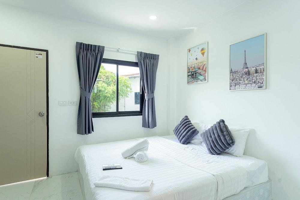 Malinee Resort Room Type - Standard Room
